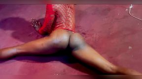 overconfident stripper thinks she has what it takes to impress the big bosses and dance at club drill only ends up getting dicked down!!