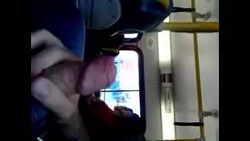punheta no &ocirc_nibus