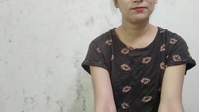 Naukrani ko sab milkar choda