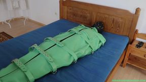 I will tease this loser slave while he is stuck in latex bag
