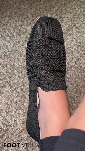 Sph JOI in Flats Humiliated by Ivys Feet