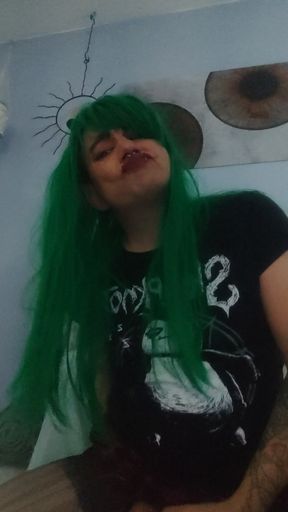 German Punk Tranny Gives Solo Sperm