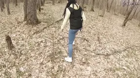 Teen girl gives best head in the forest with Black Lynn watching