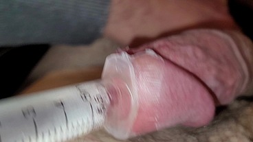 Edging to orgasm - Measuring my precum and cum
