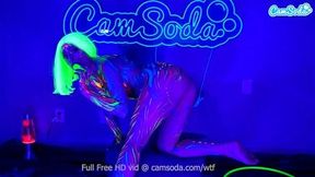 Jewelz Blu Body Paint and Masturbation show