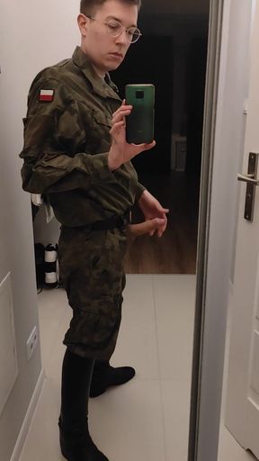 Gay soldier jerks off in military officers 4   Clip 2