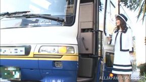 Kinky Japanese model amazes with her show