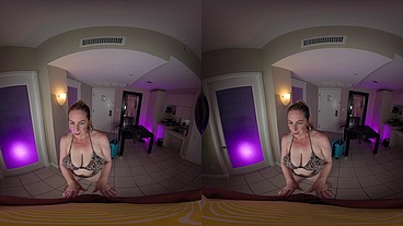 VR Big Boob Big Ass Cougar Danni Jones BEVR