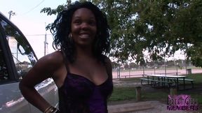 Big Booty Black Girl Flashes In A Public Park