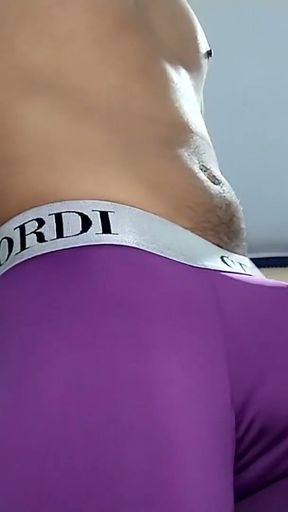 Masturbation of males with audio in Spanish speaking well pig   Clip 2