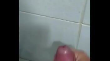 video-1481844123/punheta-pras-garotas