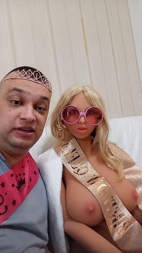 blonde romania doll pensioners' webcam