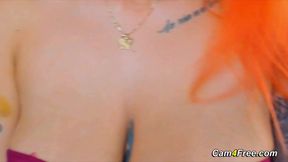Pierced Titties Chick Makes Her Pussy Wet