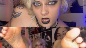 FOOT SLAVE WORSHIP my dirty soles and suck my toes!! foot fetish humiliation taboo domination JOI cum