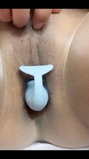Cumming Into My Pantyhose