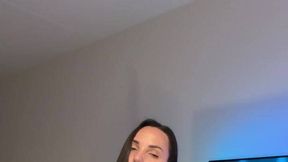 Video uploaded by @KamyNamy @Showing Boobs and #Solo #Brunette #Natural Big Tits sexy gratis xxx | Tik.Porn
