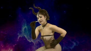 Ascoltami e guardami mentre fumo