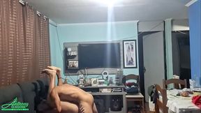 Cheguei do trampo hoje e meu prim0 tava me esperando de quatro o puto gozou jemendo meu nome