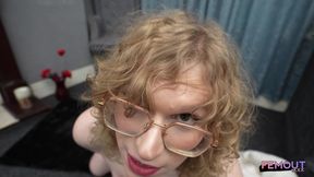 FEMOUT - Mae Shares Her Excitement To Play With Her Toy