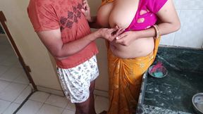 kamwali Bai ki Naughty married Ladki ko chuda kitchen me desi hindi audio sex