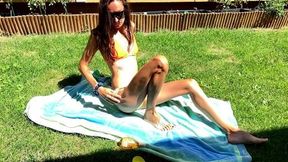 morning tan but naked ?