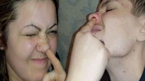 Let's play with our noses MP4