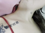 mi novia contrato a una empleada domestica y me la folle en la cocina y se dejo