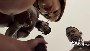 CORNO ME ASSISTIU SENDO ARROMBADA POR DOIS BBC E TEVE A CARA ESFREGADA NA PORRA