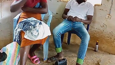 Mature woman works her ass.