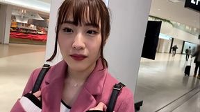 ハメ撮り　Ｈカップ色白美人JDのセフレとイチャイチャSEX！ガチ恋してきてるのをいいことに、なんでもやり放題で射精し放題！主張の強めな乳輪と乳頭が放つ圧倒的ドスケベオーラ！超スレンダーでくっきりくびれの曲線美。当然ながらテクも一級品の福岡美女に、激しい正常位で種付け完了！生交尾！