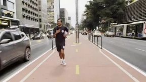 comi o cara do aplicativo