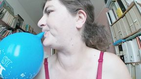 Sexy blowing and sucking balloon