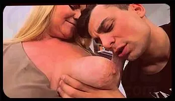 Busty GILF Flaunts Natural Saggy Tits in HD Top rated