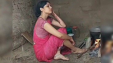 XXX नई चूत को चोदा घर मे जब रात मे कोई नही था रूम मे