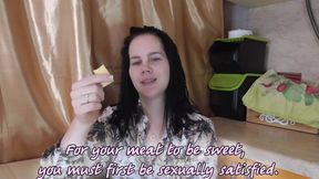 Giantess Anna wants to eat cheese & meat