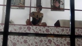 espiando a la vecina puta