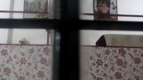 espiando a la vecina puta