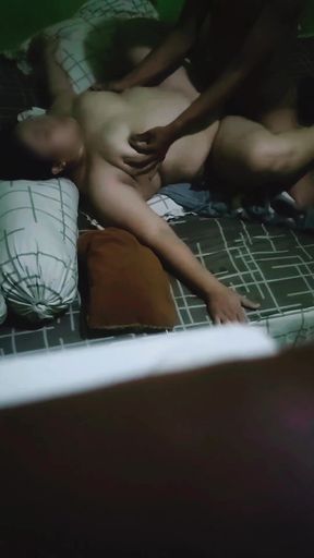 A Very Delicious Plus Plus Massage From My Husband's Friend. Until I Felt the Pleasure of Her Orgasm