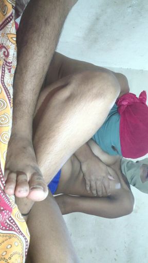 Bhabhi ne lund chusaa bahot maja aa gaya