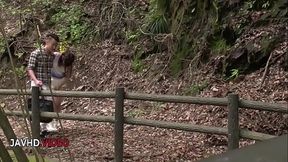 Sexy amateur delivers messy outdoor blowjob for intense cumshot fun