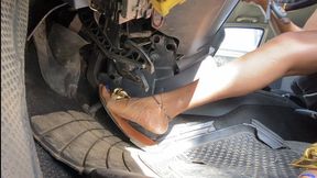 Ain’t No WAY My Car Will Beat Me! (Footwell)