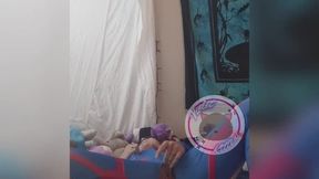 Diva enjoying some solo gameplay
