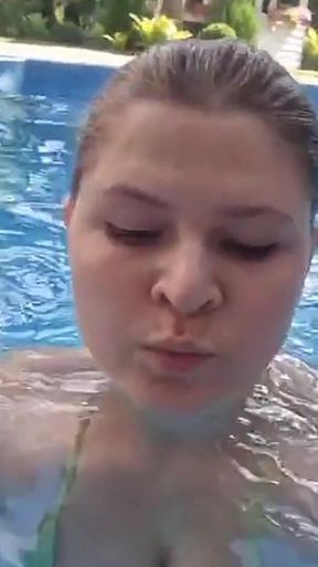 Flash Boobs in Outside Swimming Pool