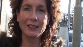 Μεγάλα βυζιά, μεγάλος κώλος, Ευρωπαϊκή MILF πόρνη με κάλτσες, γαμιέται στον κώλο