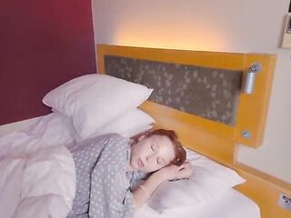 I'm sharing a daybed and a hotel room with my Excited Step Sister