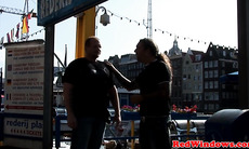 Petite redlight hooker fucks a fat tourist