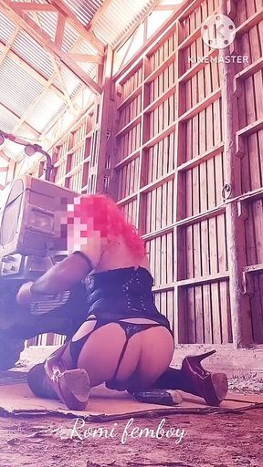 Femboy fuck ass in tractor