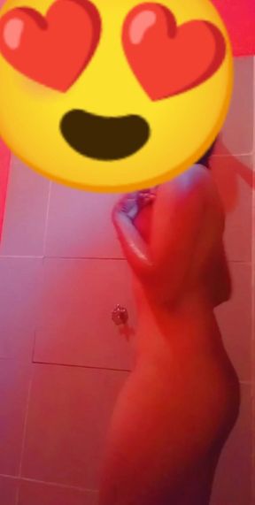 Bolivian Girl Naked in the Shower
