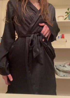 Watch me take off my robe