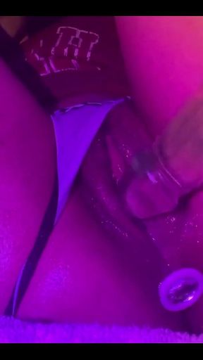Close up Squirting on Dildo